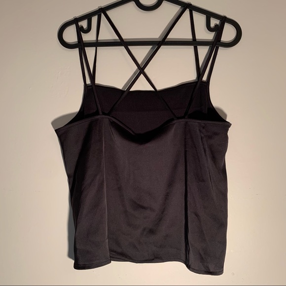 Free with purchase!! NWT H&M Black Racerback Double-Strapped Tank - Picture 4 of 6
